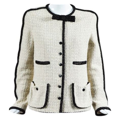 vestiaire collective chanel jacket